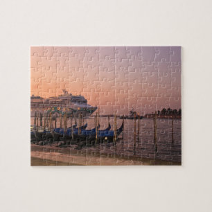 Puzzle Crucero y góndolas cerca del Gran Canal, Italia