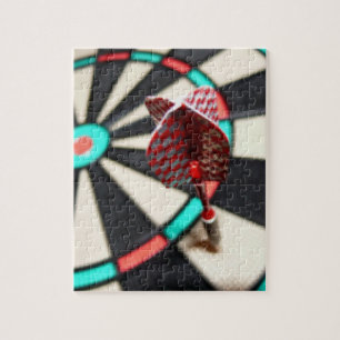 Puzzle Dardo a cuadros rojo en dartboard