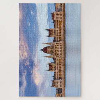 Puzzle Das Parlamentsgebäude in Budapest an der Donau Puz