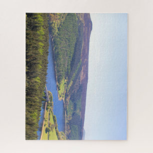 Puzzle Derwent Reservoir, Derbyshire, Inglaterra