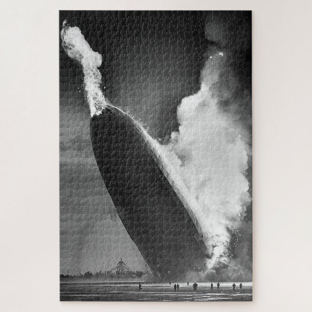 Puzzle Desastre del dirigible Hindenburg circa 1937 (Vertical)