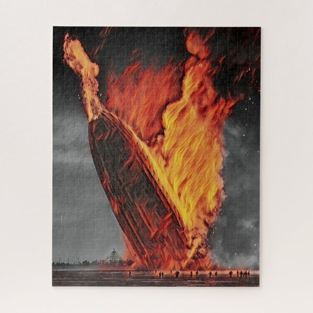 Puzzle Desastre del Dirigible Zeppelin Hindenburg circa 1 (Vertical)