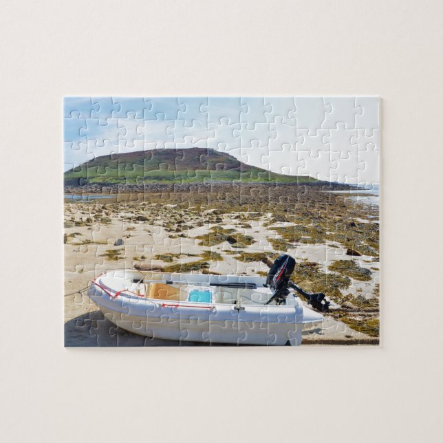Puzzle Dinghy en la playa (Horizontal)