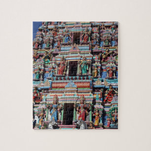 Puzzle Dioses y deidades hindúes en el gopuram del templo
