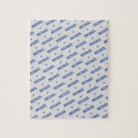 Puzzle Divertido nombre repetitivo con estrellas azules y<br><div class="desc">Este rompecabezas es el juguete perfecto para mantenerlo entretenido en largos días cuando está atascado dentro. Presenta un patrón divertido pero difícil de resolver con su nombre repetido en un patrón diagonal alternando con estrellas en un fondo gris. ¡Divertido y desafiante!</div>