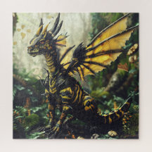 Dragón joven amarillo y negro