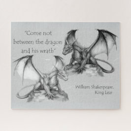 Puzzle Dragones con cita del Rey Lear negro, gris, blanco