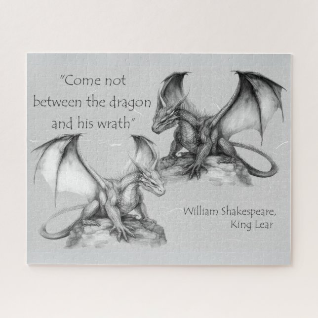 Puzzle Dragones con cita del Rey Lear negro, gris, blanco (Horizontal)