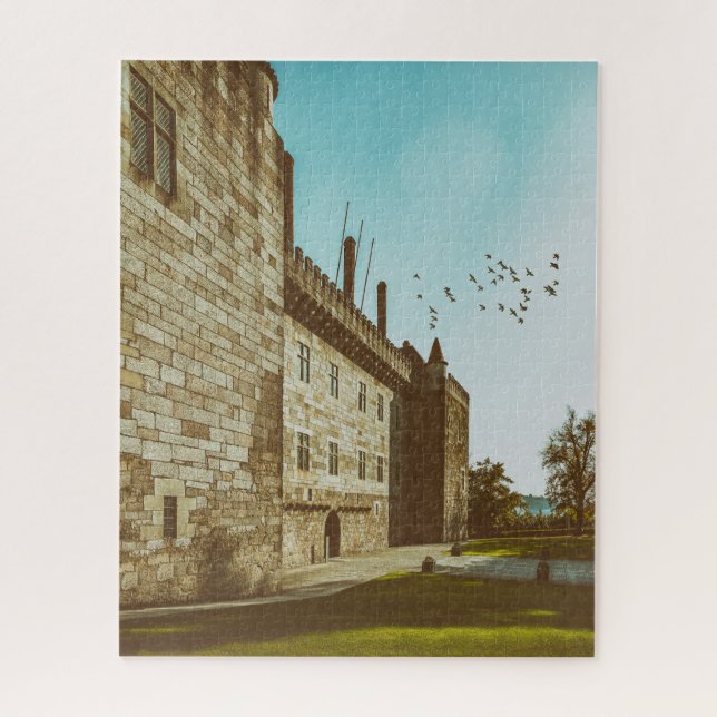 Puzzle Duques del Palacio Braganza, Guimaraes, Portugal. (Vertical)