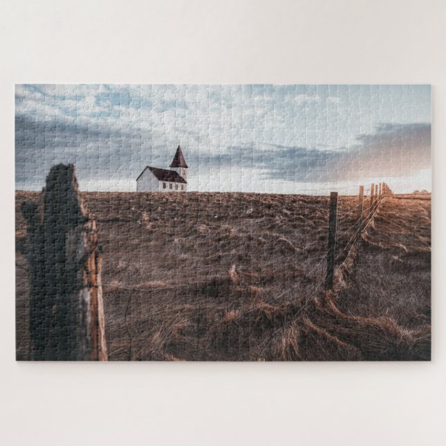 Puzzle Edificio de la iglesia y campo de Hay durante el a (Horizontal)