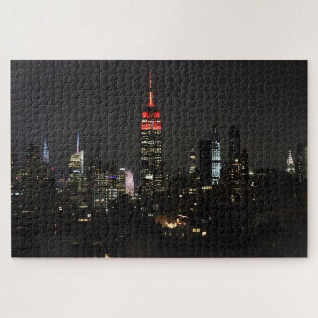 Puzzle Edificio Empire State en el horizonte nocturno roj (Horizontal)