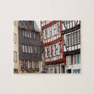 Puzzle Edificios de la ciudad con entramado de madera