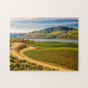 Puzzle EE. UU., Washington, Lago Chelan. Benson Vineyards
