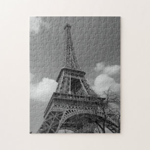 Puzzle Eiffel nublado en blanco y negro, 2015