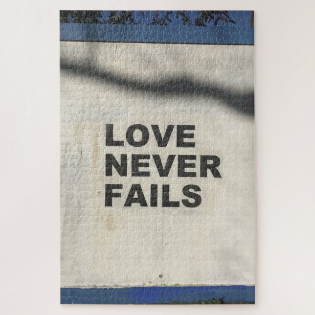 Puzzle El amor nunca falla, Spraypintura Street Art, Lond (Vertical)