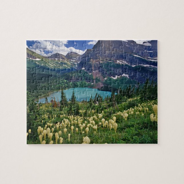Puzzle El césped sobre el lago Grinnell en los muchos (Horizontal)