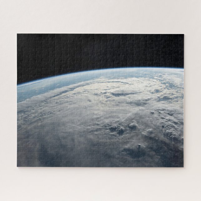 Puzzle El Ciclón Tropical Idai Sobre La Costa De África. (Horizontal)