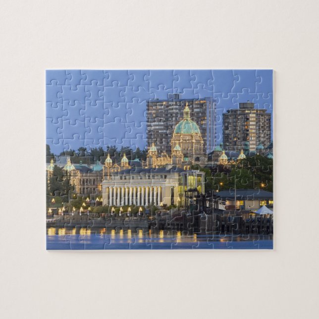 Puzzle El edificio del Parlamento iluminado en el interio (Horizontal)