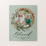 Puzzle El follaje moderno fue un guión elegante y bendeci<br><div class="desc">Moderno y mínimo follaje fue bendecido por el elegante y elegante guión regalo de la foto. El eucalipto pintado a mano,  el follaje mínimo y la moderna cortina rústica de mimbre le dan un toque de lujo a este diseño. En verdes,  marrones y grises elegantes.</div>