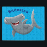 Puzzle El gracioso tiburón martillo personalizado<br><div class="desc">Este feliz tiburón martillo hambriento está en la caza de su próximo bocadillo. Dibujado en un divertido estilo de ilustracion personalizado.</div>