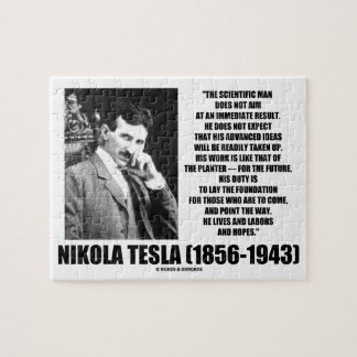 Puzzle El hombre científico de Nikola Tesla no apunta