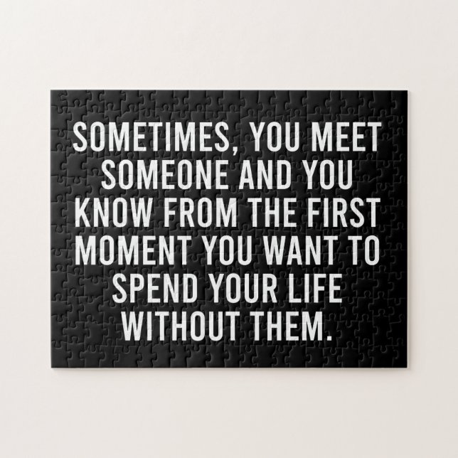 Puzzle El humor sarcástico e introvertido gracioso dice (Horizontal)