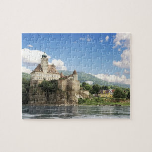 Puzzle El impresionante castillo de Schonbuhel se asienta