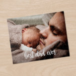 Puzzle El mejor papá Personalizado de la historia de la f<br><div class="desc">Crea un toque divertido para tu papá agregando tu propia foto a un rompecabezas personalizado con el "mejor papá" escrito en la parte inferior en una moderna letra manuscrita blanca. Un regalo perfecto para el Día del Padre. Si tiene problemas con la ubicación o el tamaño de su foto, haga...</div>