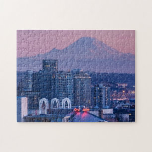 Puzzle El Monte Rainier en el fondo
