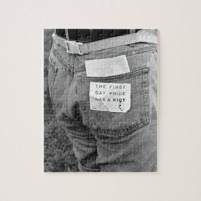 Puzzle El primer orgullo gay era un alboroto (Vertical)