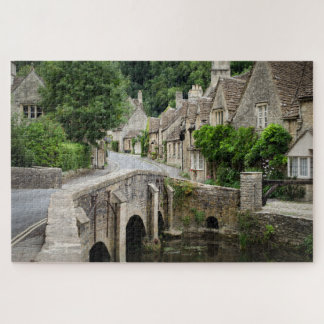 Puzzle El puente en el castillo Combe en Cotswolds, Reino