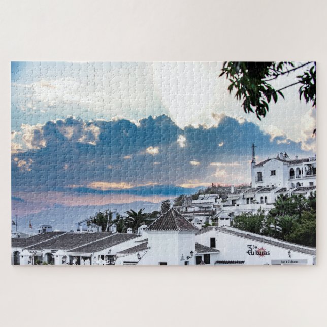 Puzzle El Sol se reventó sobre Frigiliana, España (Horizontal)