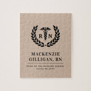Puzzle Elegante graduación de la escuela de Enfermería RN