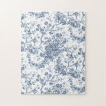 Puzzle Elegante Vintage francés grabado en toile floral-a<br><div class="desc">Elegante y ornamentado patrón vintage azul y blanco toile de jouy con flores exóticas, viñas y follaje entrelazados con guirnaldas y canastos de rosas. Este patrón se adaptó a partir de un fragmento textil francés histórico aproximadamente en 1910 en la colección Smithsonian. El patrón es de alta resolución pero no...</div>