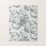 Puzzle Elegante Vintage Francés Grabado Floral Toile-Gris<br><div class="desc">Elegante y ornamentado patrón vintage gris y blanco de jouy con flores exóticas, viñas y follaje entrelazados con guirnaldas y canastos de rosas. Este patrón se adaptó a partir de un fragmento textil francés histórico aproximadamente en 1910 en la colección Smithsonian. El patrón es de alta resolución pero no se...</div>
