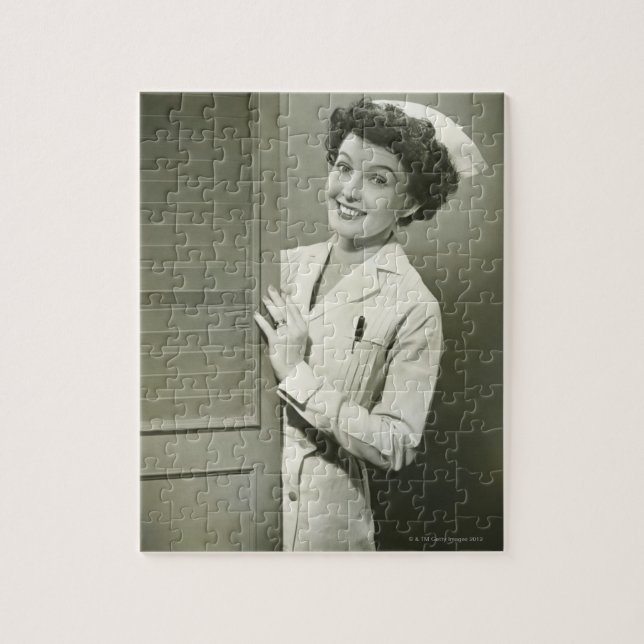 Puzzle Enfermera de mirada furtiva (Vertical)