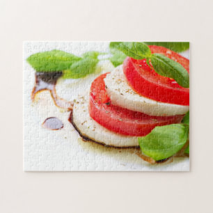 Puzzle Ensalada de Caprese. Rebanadas del tomate y de la