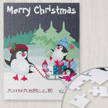 Puzzle Escena de nieve pingüino cutáneo - Feliz Navidad a<br><div class="desc">Rompecabezas personalizados para niños con una bonita escena de nieve de pingüino. La plantilla está preparada para que usted añada el nombre de su hijo en la nieve y también puede editar Feliz Navidad si lo desea. El diseño presenta una familia de pingüinos felices caminando por el bosque, tirando de...</div>