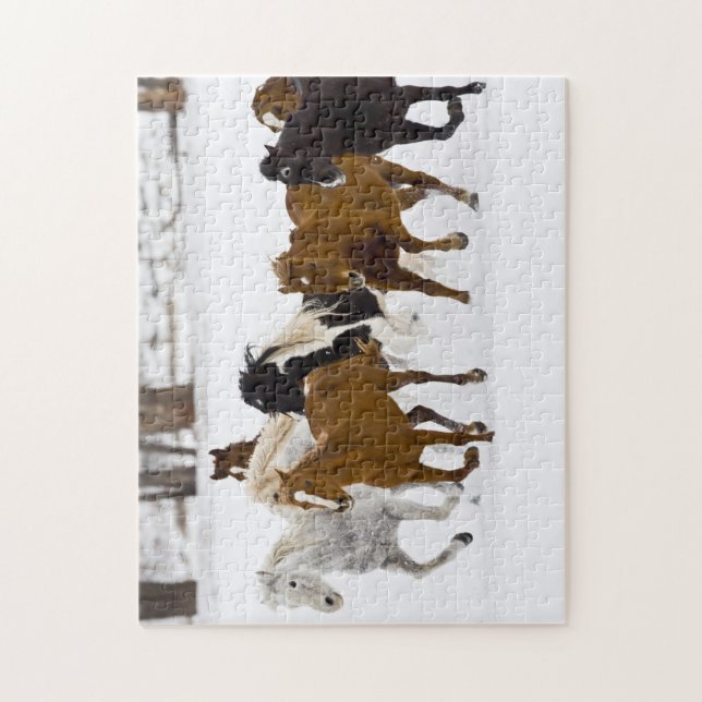 Puzzle Escenario invernal de caballos en carrera (Vertical)