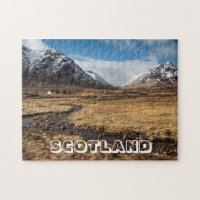 Escocia, montañas cubiertas de nieve