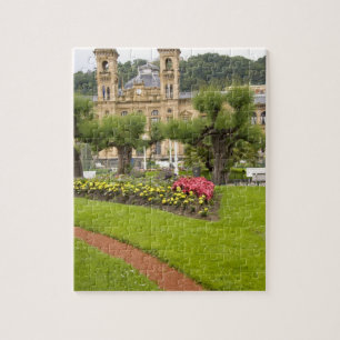 Puzzle España, San Sebastián. Popular resort de costa,