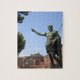 Puzzle Estatua del emperador romano cerca del Foro Romano