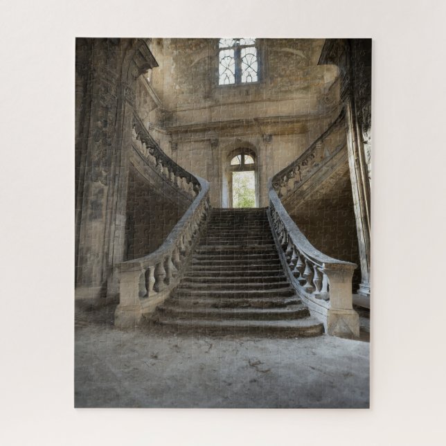 Puzzle Fantasía Abandonada en la Gran Escalera del Chatea (Vertical)