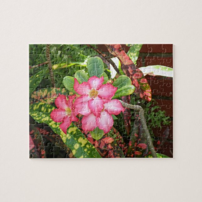 Puzzle Fiesta tropical de la flor - rosa vivo (Horizontal)