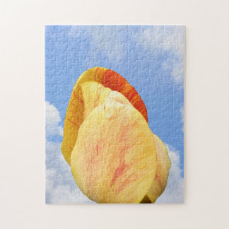 Puzzle Flor De Tulipán Amarillo En Cielo Azul