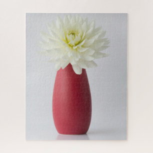 Puzzle Flores Dahlia blanca en la malla roja
