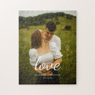 Puzzle Foto de boda de pareja con letra 'Amor' moderna