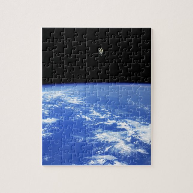 Puzzle Foto de caminata espacial con mochila propulsora d (Vertical)