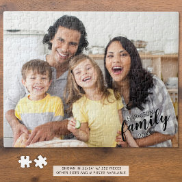 Puzzle Foto de familia moderna con el nombre y la fecha d