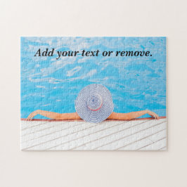 Puzzle Fotografía de una mujer relajándose en una piscina